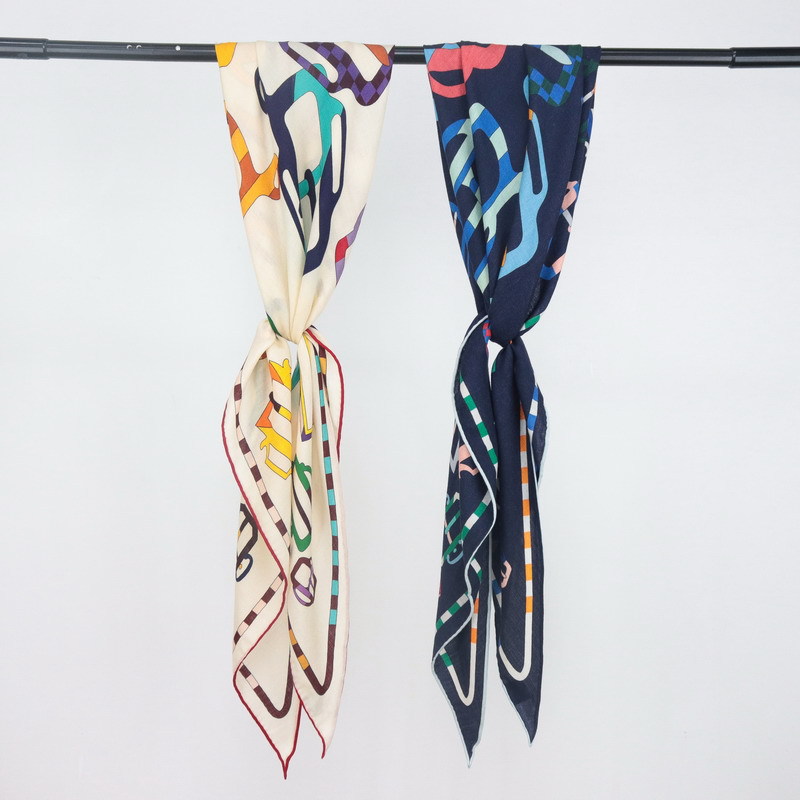 Silk Wool Scarf Large Triangle - Pashmina Wrap Large 评论和价格
