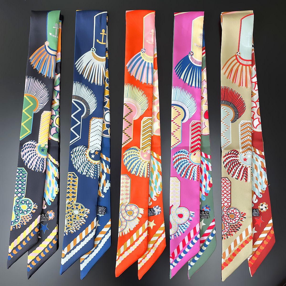 Brand Design Twill 100% Silk S - Scarf Silk Square 评论和价格