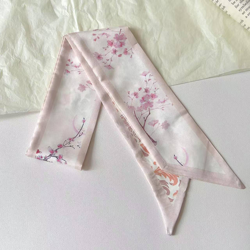 Fashion Women Silk Satin Skinn - Ascot Neck Scarf 评论和价格