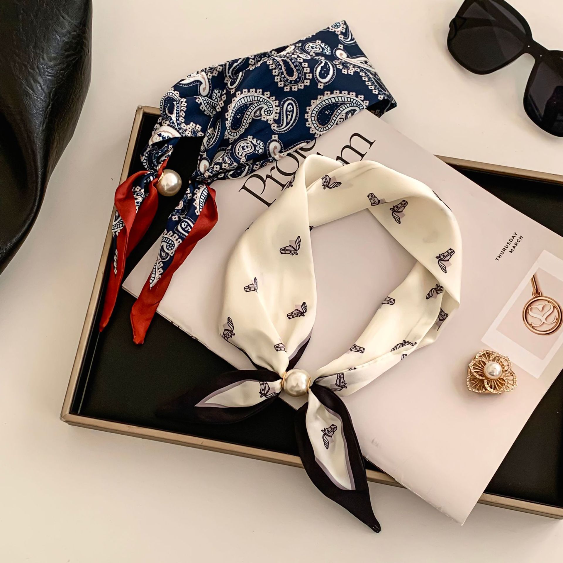 Cashew Flower Silk Scarf Effor - Ascot Neck Scarf 评论和价格