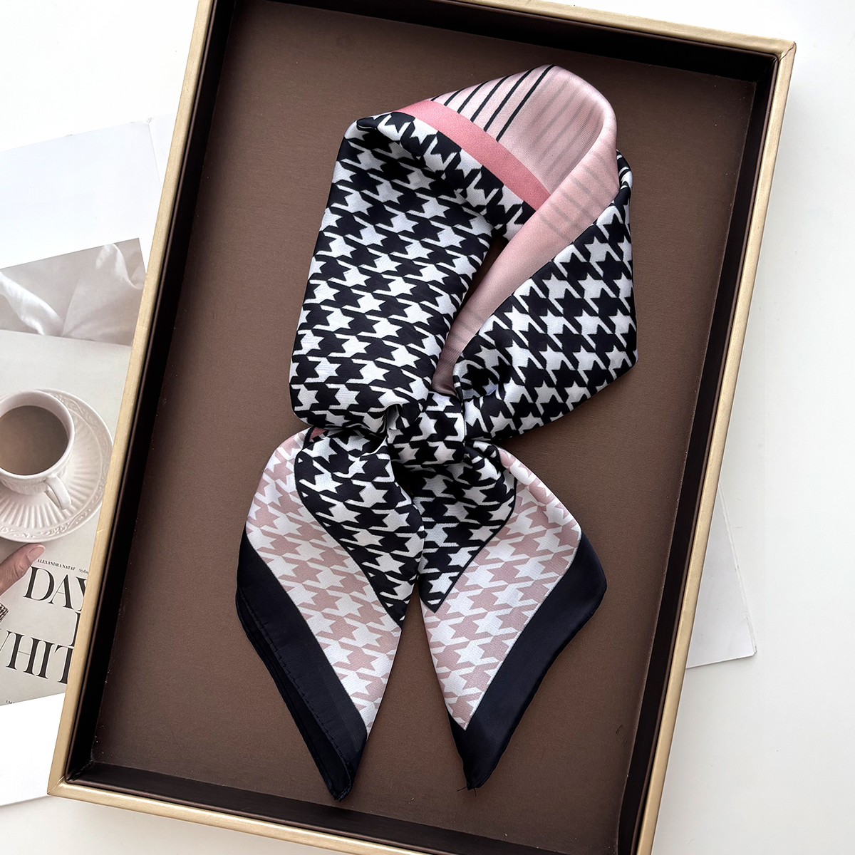New Printed Square Scarf For W - Scarf Silk Square 评论和价格