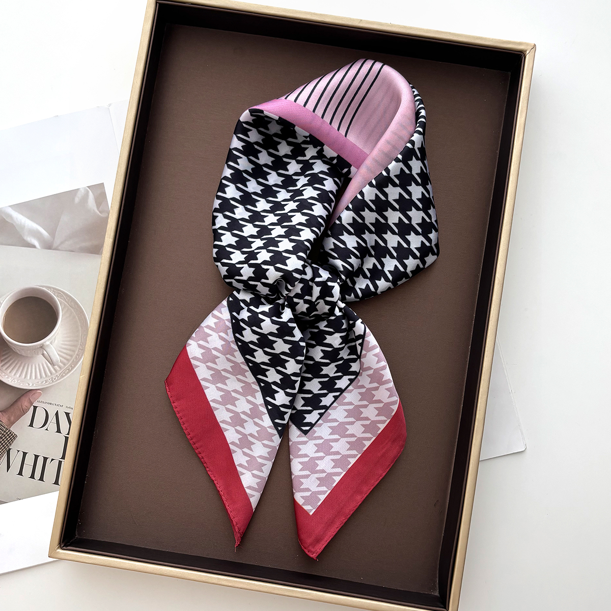 New Printed Square Scarf For W - Scarf Silk Square 评论和价格