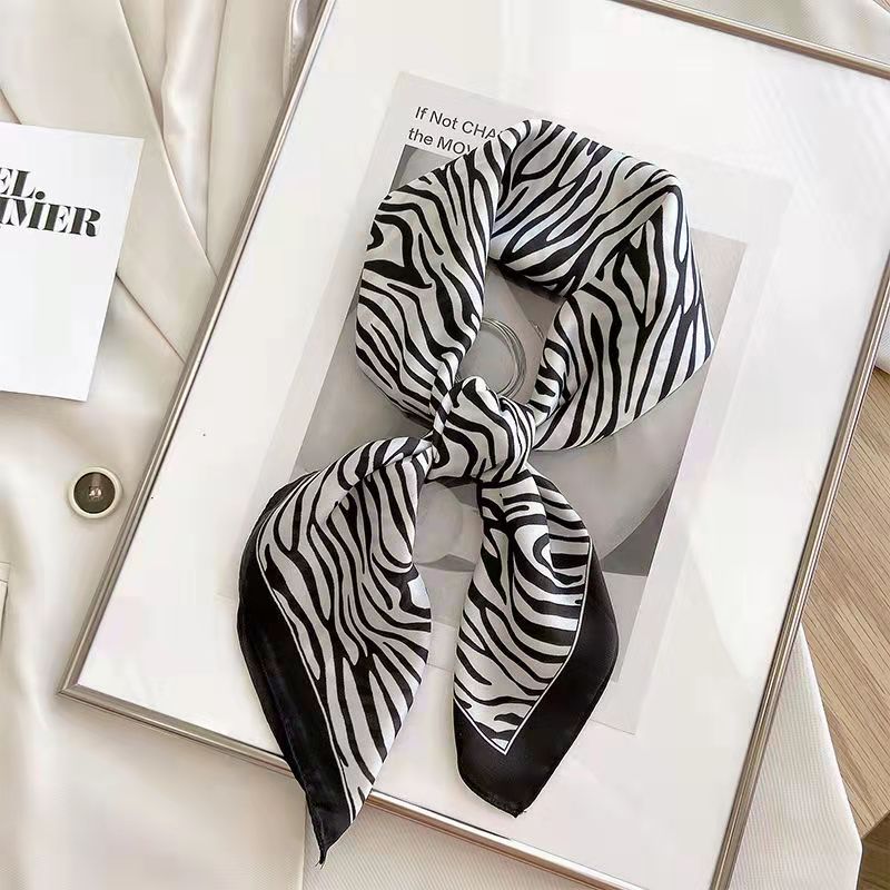 New Fashion Zebra Printed Squa - Ascot Neck Scarf 评论和价格